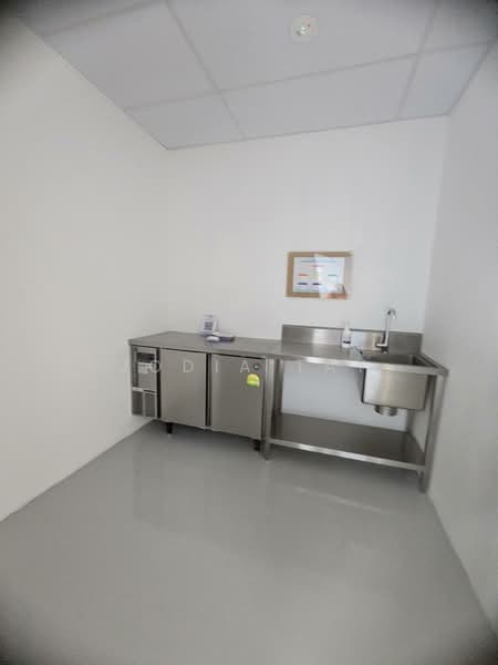 Gourmet Xchange, 1 Kallang Way 5, 3,175 sqft, Factory / Workshop (B2) For Sale, by Jodia Tay, 500059323 - Interior - CommercialGuru.com.sg