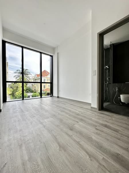 Parq Bella, 234 Tembeling Rd, 3 Bedrooms, 1,098 sqft, Condominium For Rent, by Melvin Sim, 500059325 - Bathroom - PropertyGuru.com.sg