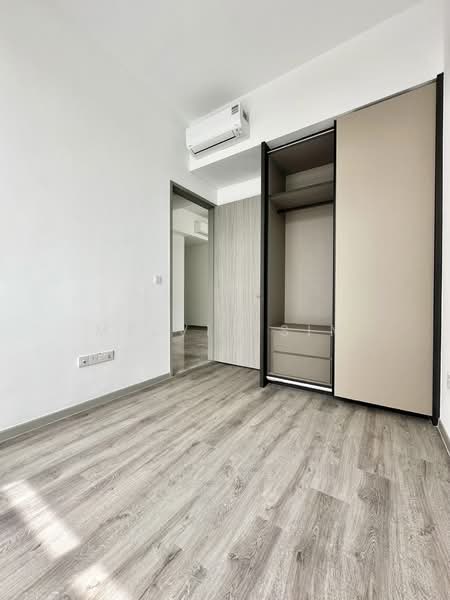 Parq Bella, 234 Tembeling Rd, 3 Bedrooms, 1,098 sqft, Condominium For Rent, by Melvin Sim, 500059325 - Bedroom - PropertyGuru.com.sg