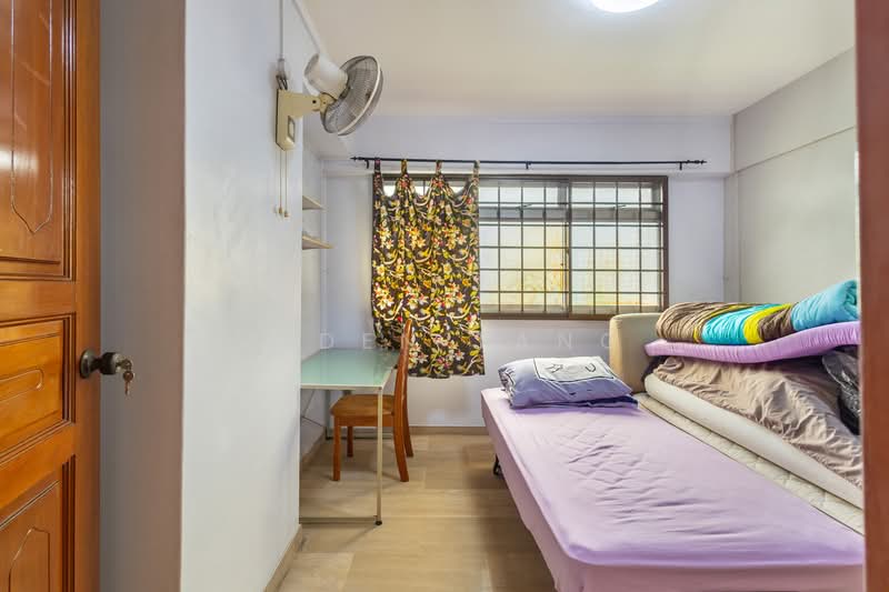 371 Tampines Street 34 HDB Flat For Sale at S$ 810,000 | PropertyGuru Singapore - Bedroom