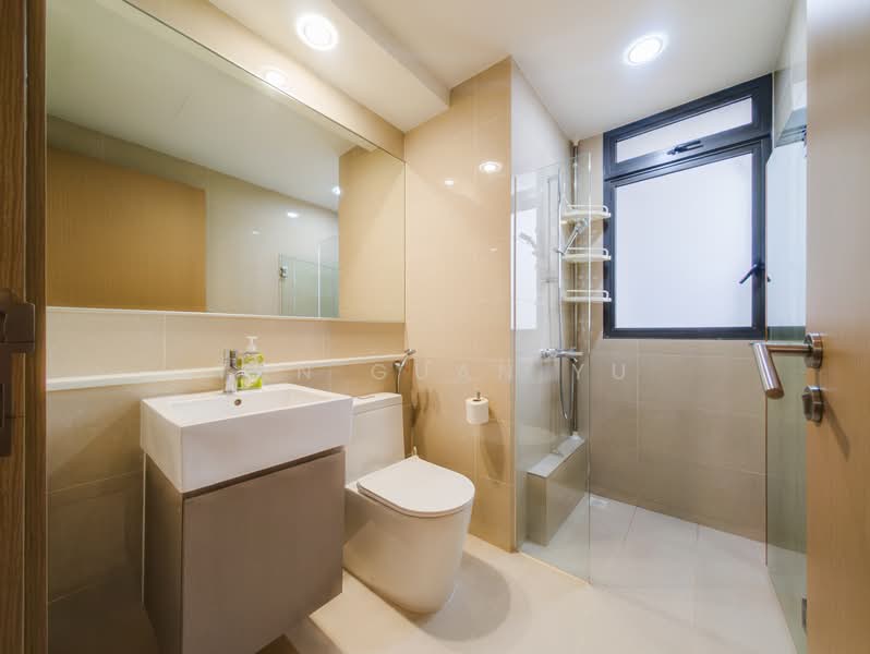 Twin Waterfalls Executive Condominium For Sale at S$ 2,100,000 | PropertyGuru Singapore - Common Bathroom