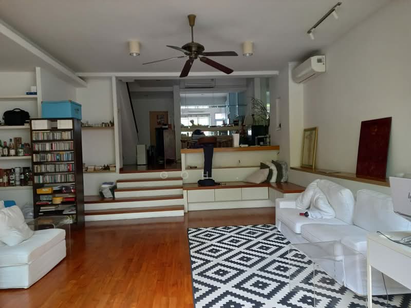 Fernhill Court Condo, 60 Fernhill Road, 3 Bedrooms, 2,500 sqft, Condominium For Rent, by Goh ., 500059350 - Living Room - PropertyGuru.com.sg