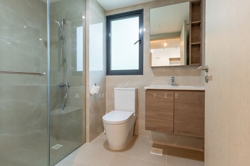 Treasure at Tampines, 15 Tampines Lane, 3 Bedrooms, 818 sqft, Condominium For Sale, by Jasmine Yee, 500059356 - Bathroom - PropertyGuru.com.sg