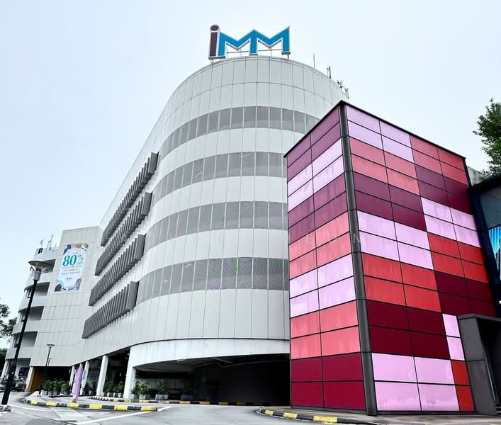 IMM Building, 2 Jurong East Street 21, 5,209 sqft, Warehouse For Rent, by Jaclyn Cheong, 500059358 - Exterior - CommercialGuru.com.sg