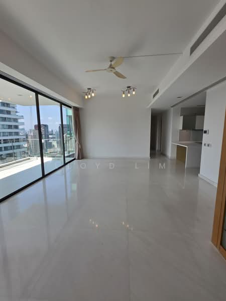 Leonie Parc View, 22 Leonie Hill Road, 4 Bedrooms, 2,260 sqft, Condominium For Sale, by Lloyd Lim, 500059360 - Living Room - PropertyGuru.com.sg