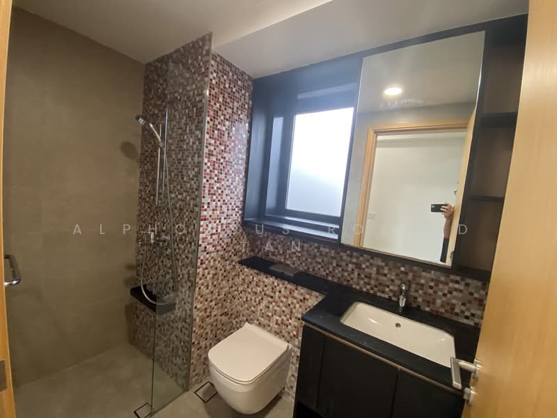 The Antares, 25 Mattar Road, 3 Bedrooms, 883 sqft, Condominium For Sale, by Alphonsus Roland Tan, 500059362 - Bathroom - PropertyGuru.com.sg