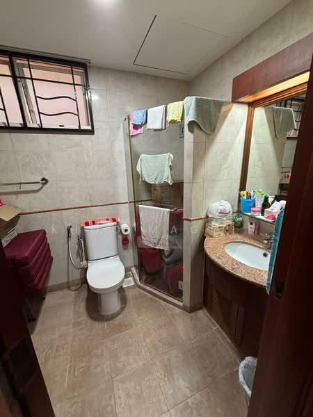 Seletar Springs Condominium Condominium For Sale at S$ 1,738,000 | PropertyGuru Singapore - Bathroom