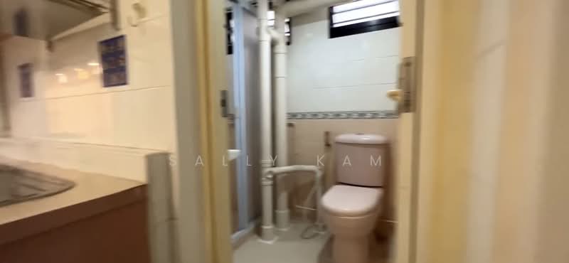 162 Mei Ling Street, 162 Mei Ling Street, 2 Bedrooms, 710 sqft, HDB Flat For Rent, by Sally Kam, 500059398 - Bathroom - PropertyGuru.com.sg