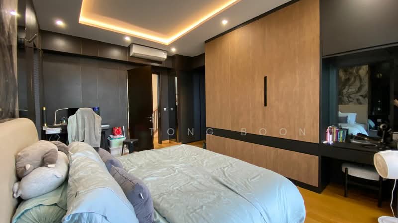 Luxus Hills Semi-Detached House For Sale at S$ 6,990,000 | PropertyGuru Singapore - Bedroom