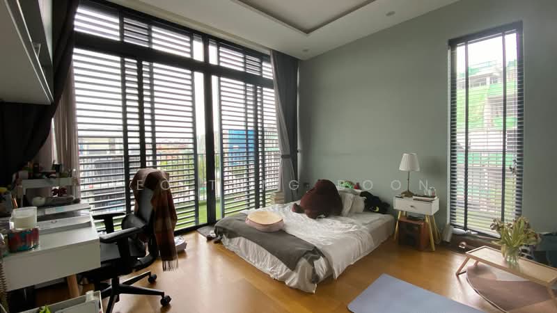 Luxus Hills Semi-Detached House For Sale at S$ 6,990,000 | PropertyGuru Singapore - Bedroom