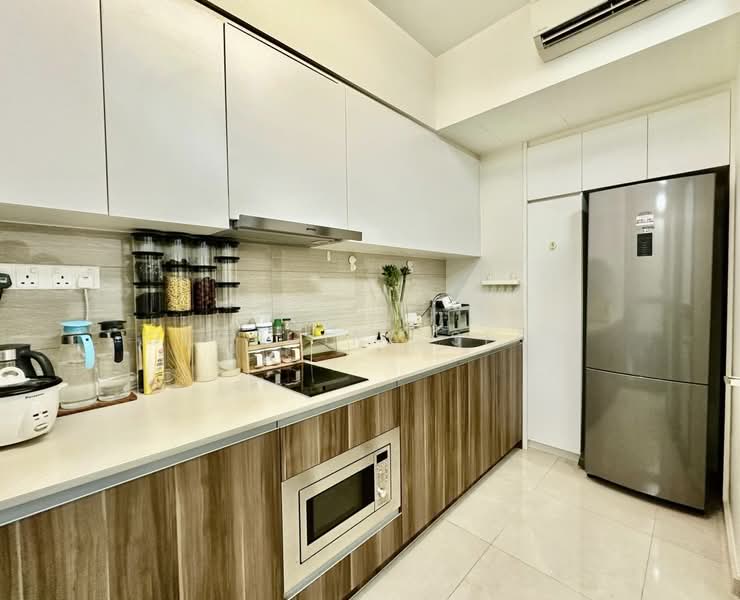 The Glades, 12 Bedok Rise, 2 Bedrooms, 689 sqft, Condominium For Rent, by Georgina Seow, 500059420 - Kitchen - PropertyGuru.com.sg