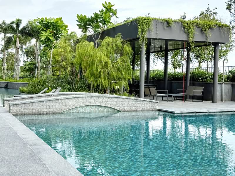 Lentor Modern, 5 Lentor Central, 2 Bedrooms, 678 sqft, Condominium For Rent, by BK Tan, 500059431 - Pool - PropertyGuru.com.sg