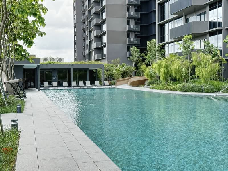 Lentor Modern, 5 Lentor Central, 2 Bedrooms, 678 sqft, Condominium For Rent, by BK Tan, 500059431 - Pool - PropertyGuru.com.sg