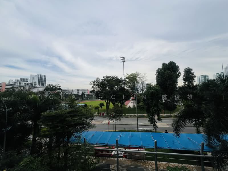 102 Woodlands Street 13 HDB Flat For Sale at S$ 499,000 | PropertyGuru Singapore - Exterior