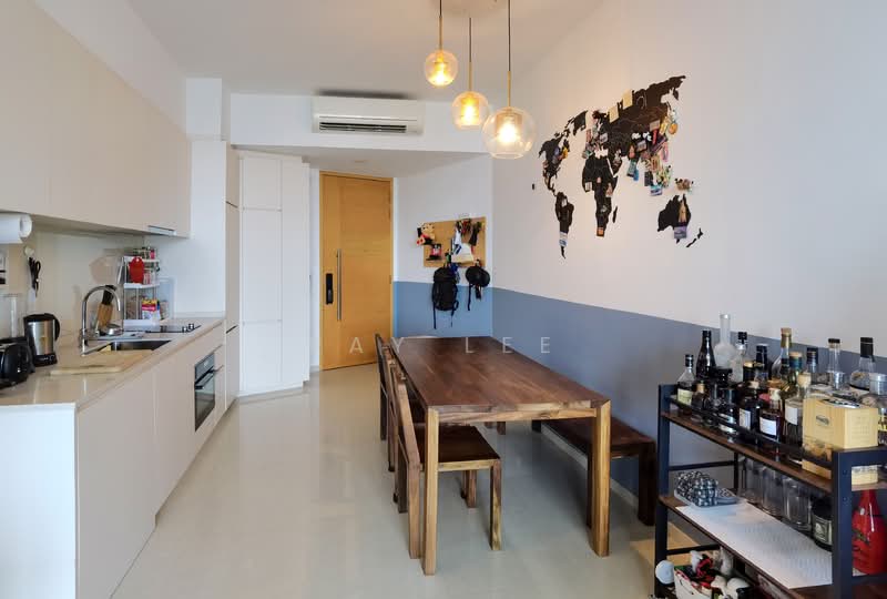 The Crest, 103 Prince Charles Crescent, 2 Bedrooms, 872 sqft, Condominium For Rent, by Ray Lee, 500059443 - Kitchen - PropertyGuru.com.sg