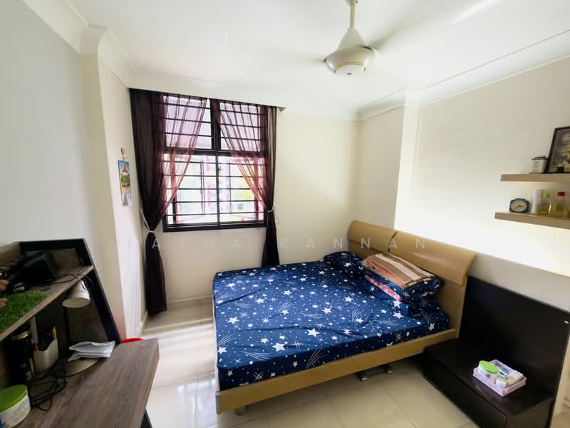357C Admiralty Drive HDB Flat For Sale at S$ 738,888 | PropertyGuru Singapore - Bedroom