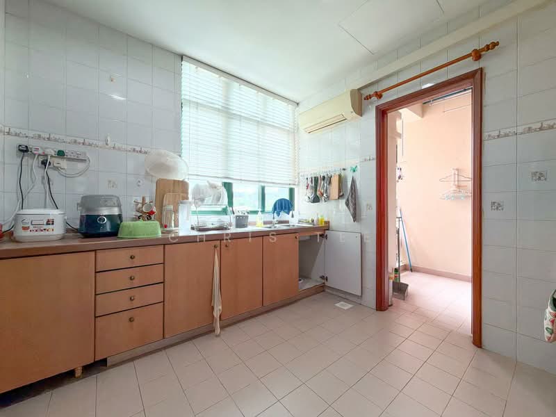 Hillview Heights Condominium For Sale at S$ 3,200,000 | PropertyGuru Singapore - Kitchen