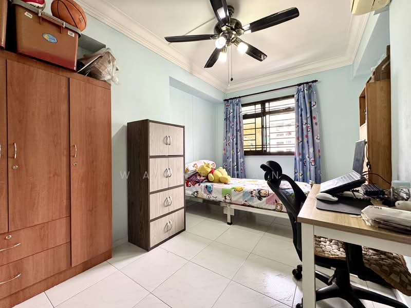 899A Woodlands Drive 50 HDB Flat For Sale at S$ 599,999 | PropertyGuru Singapore - Bedroom