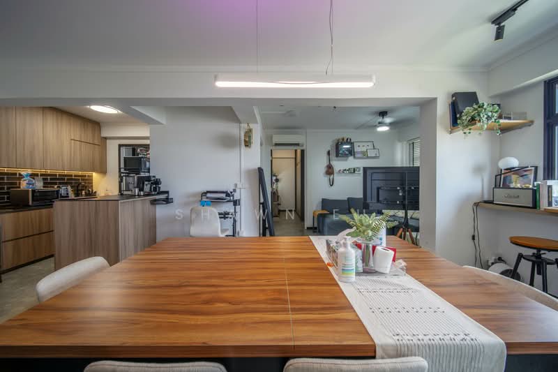 52 Cassia Crescent HDB Flat For Sale at S$ 750,000 | PropertyGuru Singapore - Kitchen