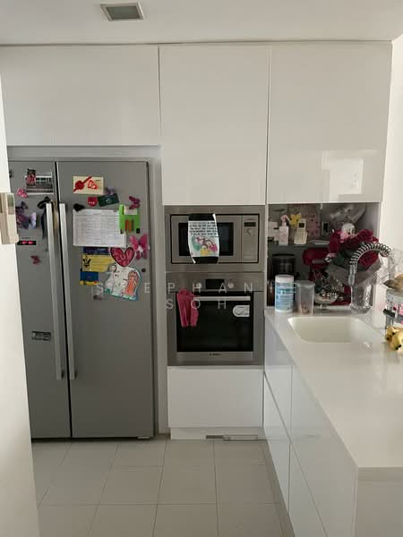 Gardenvista Condominium For Sale at S$ 2,880,000 | PropertyGuru Singapore - Kitchen