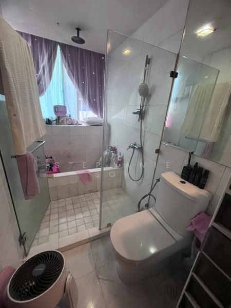 Gardenvista Condominium For Sale at S$ 2,880,000 | PropertyGuru Singapore - Bathroom