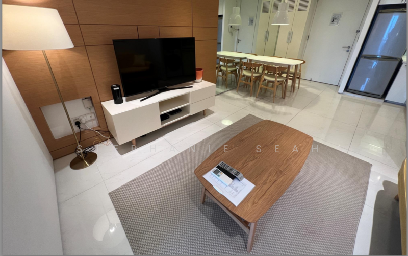 One North Bridge, 1 North Bridge Road, 1 Bedroom, 463 sqft, Apartment For Rent, by Stephanie Seah, 500059464 - Living Room - PropertyGuru.com.sg