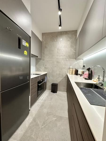 Stirling Residences Condominium For Sale at S$ 1,820,000 | PropertyGuru Singapore - Kitchen