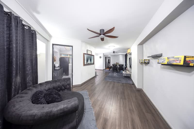 133 Edgedale Plains, 133 Edgedale Plains, 3 Bedrooms, 1,195 sqft, HDB Flat For Sale, by Navind Raj, 500059492 - Living Room - PropertyGuru.com.sg