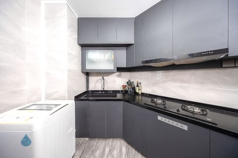 133 Edgedale Plains, 133 Edgedale Plains, 3 Bedrooms, 1,195 sqft, HDB Flat For Sale, by Navind Raj, 500059492 - Kitchen - PropertyGuru.com.sg