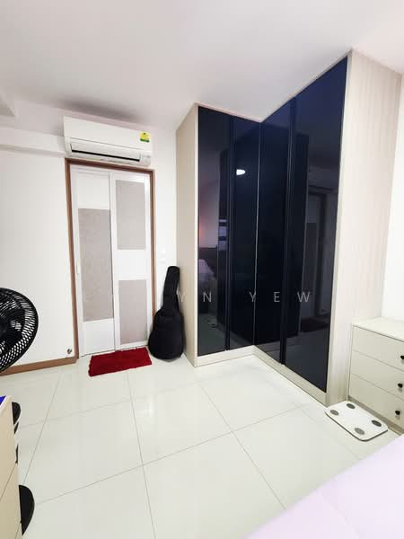 228A Ang Mo Kio Street 23 HDB Flat For Sale at S$ 1,350,000 | PropertyGuru Singapore - Master room