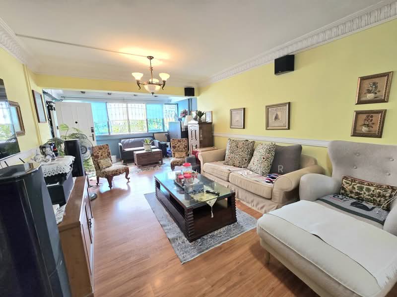 160 Tampines Street 12 HDB Flat For Sale at S$ 808,000 | PropertyGuru Singapore - Living Room