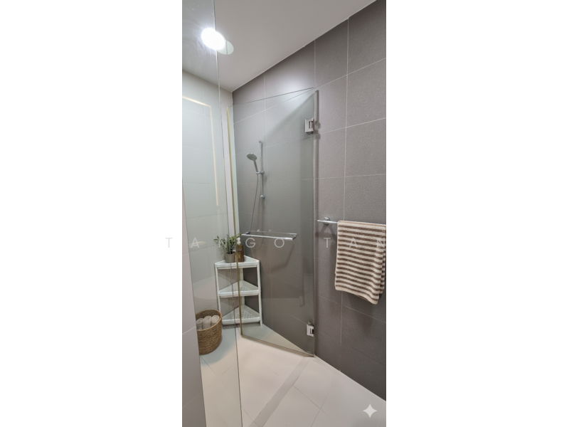 Ecopolitan Executive Condominium For Sale at S$ 1,750,000 | PropertyGuru Singapore - Bathroom