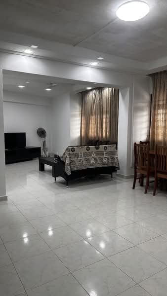 707 Choa Chu Kang Street 53 HDB Flat For Sale at S$ 598,888 | PropertyGuru Singapore - Living Room