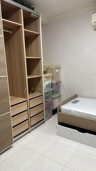 359 Admiralty Drive, 359 Admiralty Drive, Sembawang / Yishun, Room Rental, 150 sqft, HDB Flat For Rent, by Frankie Teo (张文仁), 500059556 - Blk 359 Bedroom - PropertyGuru.com.sg