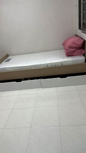 359 Admiralty Drive, 359 Admiralty Drive, Sembawang / Yishun, Room Rental, 150 sqft, HDB Flat For Rent, by Frankie Teo (张文仁), 500059556 - Blk 359 Bedroom - PropertyGuru.com.sg
