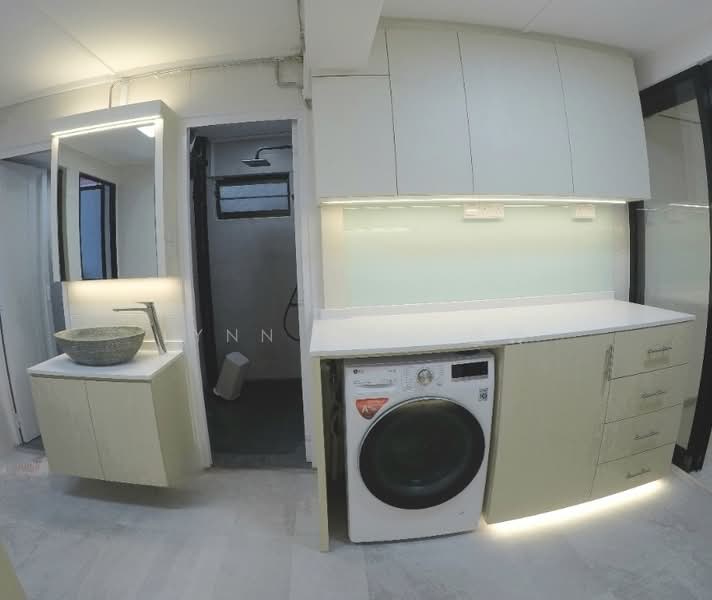 8 Empress Road HDB Flat For Sale at S$ 598,888 | PropertyGuru Singapore - Kitchen