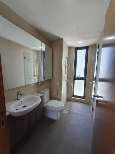 Waterbank at Dakota, 25 Dakota Crescent, 3 Bedrooms, 1,141 sqft, Condominium For Rent, by WEI DENG, 500059561 - Bathroom - PropertyGuru.com.sg