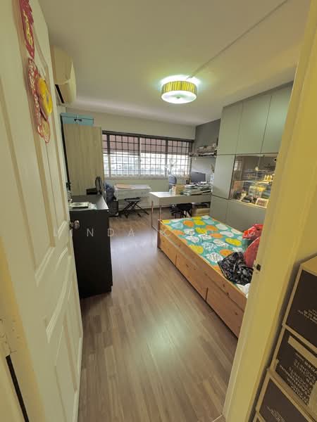 785 Yishun Avenue 2 HDB Flat For Sale at S$ 688,000 | PropertyGuru Singapore - Bedroom