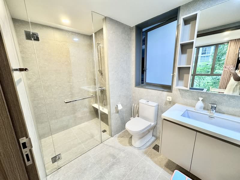 The Visionaire Executive Condominium For Sale at S$ 1,900,000 | PropertyGuru Singapore - Bathroom