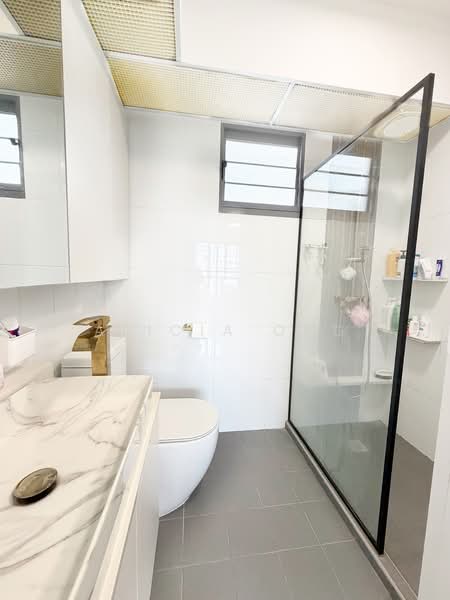 658C Punggol East HDB Flat For Sale at S$ 828,000 | PropertyGuru Singapore - Bathroom