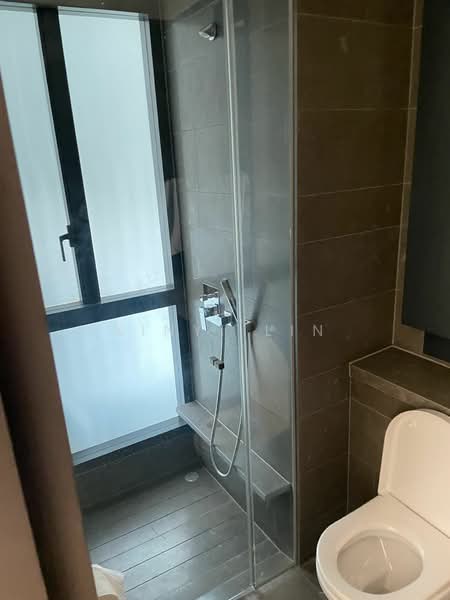 Skysuites @ Anson, 8 Enggor Street, 2 Bedrooms, 667 sqft, Condominium For Rent, by Xinyi Lin, 500059716 - Bathroom - PropertyGuru.com.sg