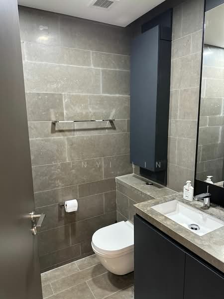 Skysuites @ Anson, 8 Enggor Street, 2 Bedrooms, 667 sqft, Condominium For Rent, by Xinyi Lin, 500059716 - Bathroom - PropertyGuru.com.sg