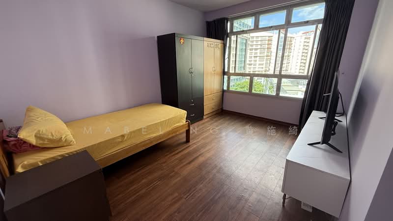 211A Compassvale Lane HDB Flat For Sale at S$ 687,000 | PropertyGuru Singapore - Bedroom
