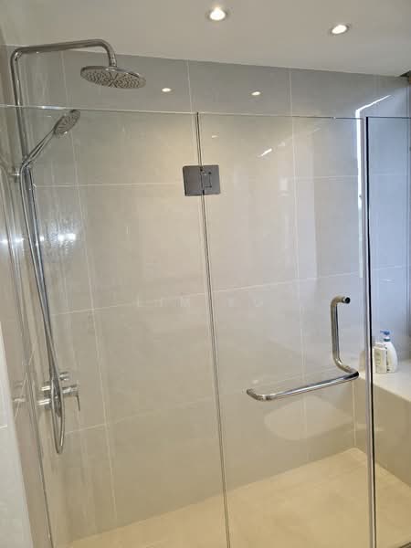 Coastal View Residences, 179 Jalan Loyang Besar, 3 Bedrooms, 1,140 sqft, Apartment For Rent, by Lim KG, 500059742 - Bathroom - PropertyGuru.com.sg