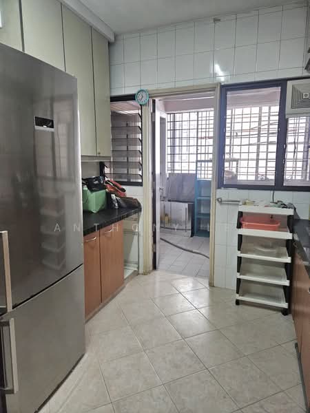 Kensington Park Condominium For Sale at S$ 3,200,000 | PropertyGuru Singapore - Kitchen