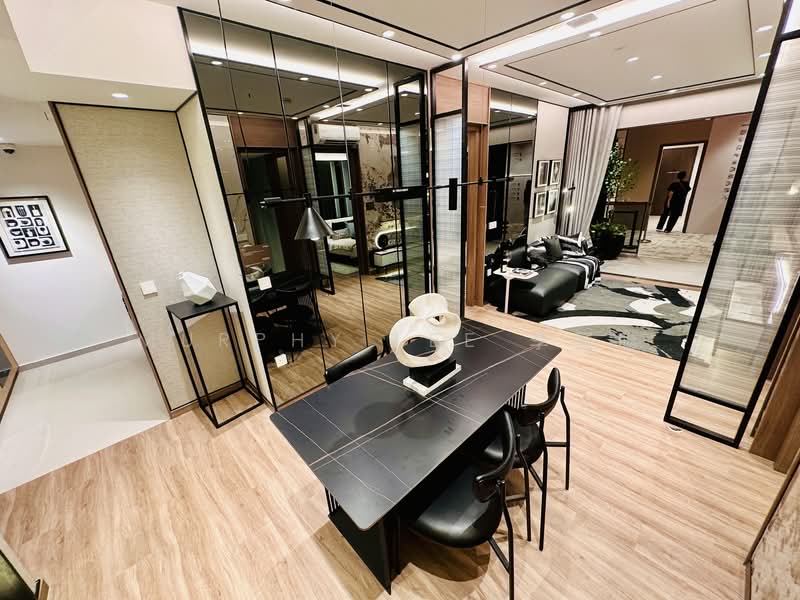 ELTA Condominium For Sale at S$ 2,614,000 | PropertyGuru Singapore - Living Room