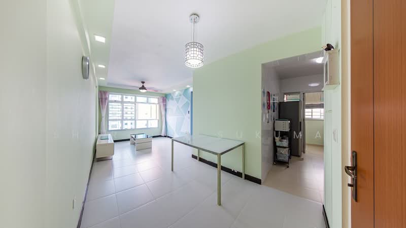 180B Rivervale Crescent HDB Flat For Sale at S$ 545,000 | PropertyGuru Singapore - Living Room