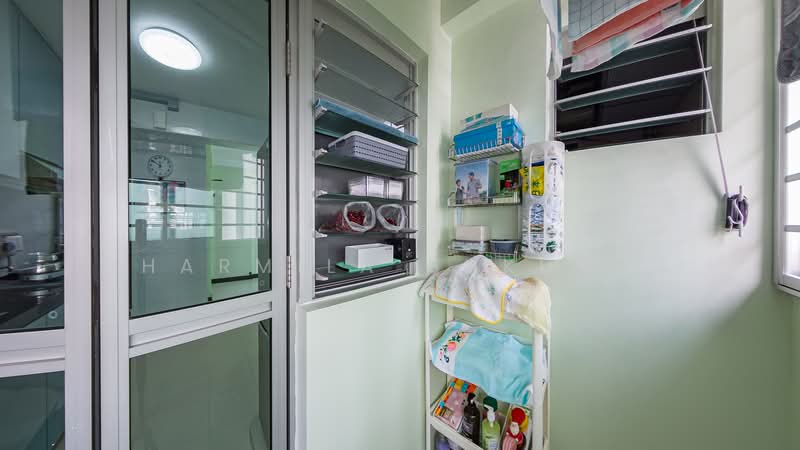 180B Rivervale Crescent HDB Flat For Sale at S$ 545,000 | PropertyGuru Singapore - Service Balcony