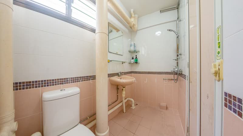 601 Bedok Reservoir Road HDB Flat For Sale at S$ 638,000 | PropertyGuru Singapore - Bathroom