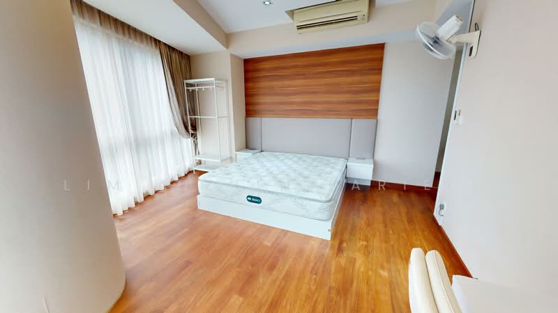 The Sail @ Marina Bay Condominium For Sale at S$ 3,800,000 | PropertyGuru Singapore - Bedroom